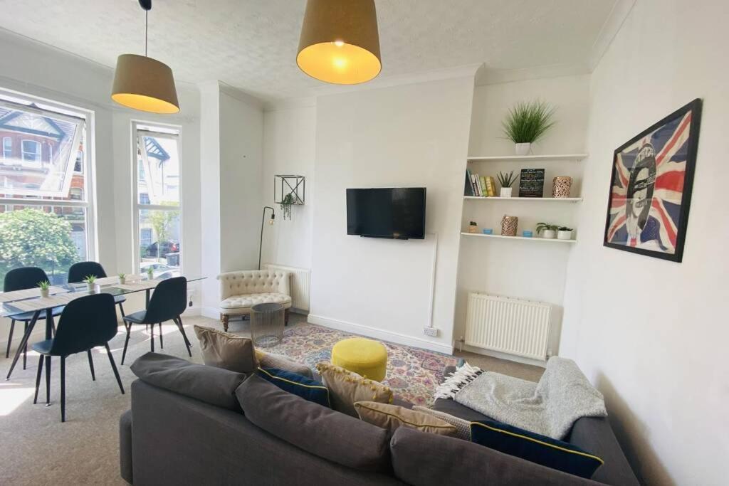 Unique Sea View Apartment Hastings Zewnętrze zdjęcie