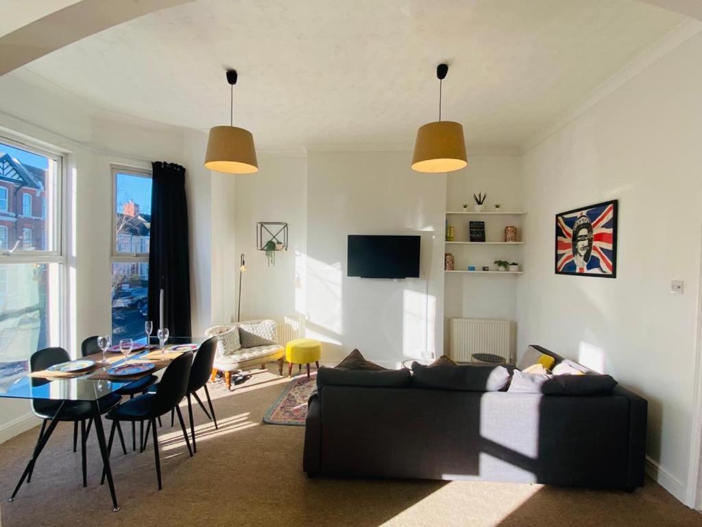 Unique Sea View Apartment Hastings Zewnętrze zdjęcie